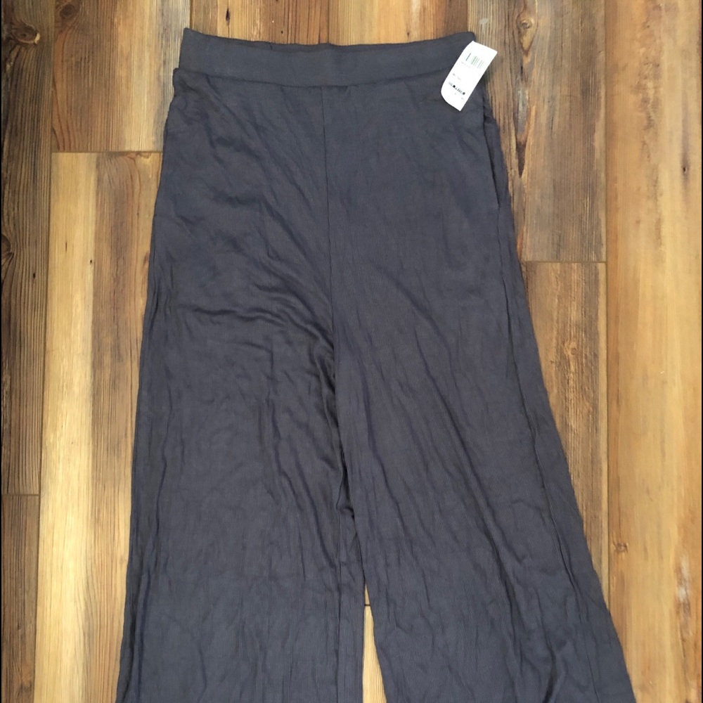 Grey high waisted pants
